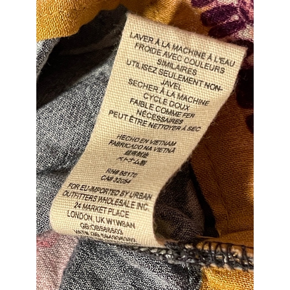 Free People Black and Pink Floral Blouse NWT SZ XS - Picture 8 of 11